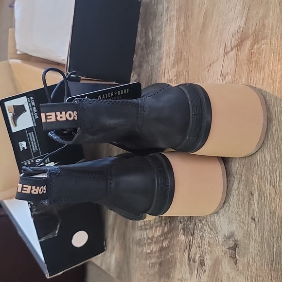 Brand new 6.5 Sorel Hi Line Heel Lace Black - Picture 4 of 10